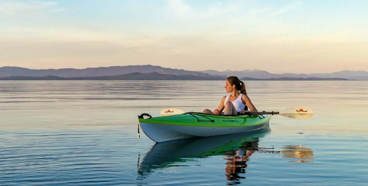 woman kayaking