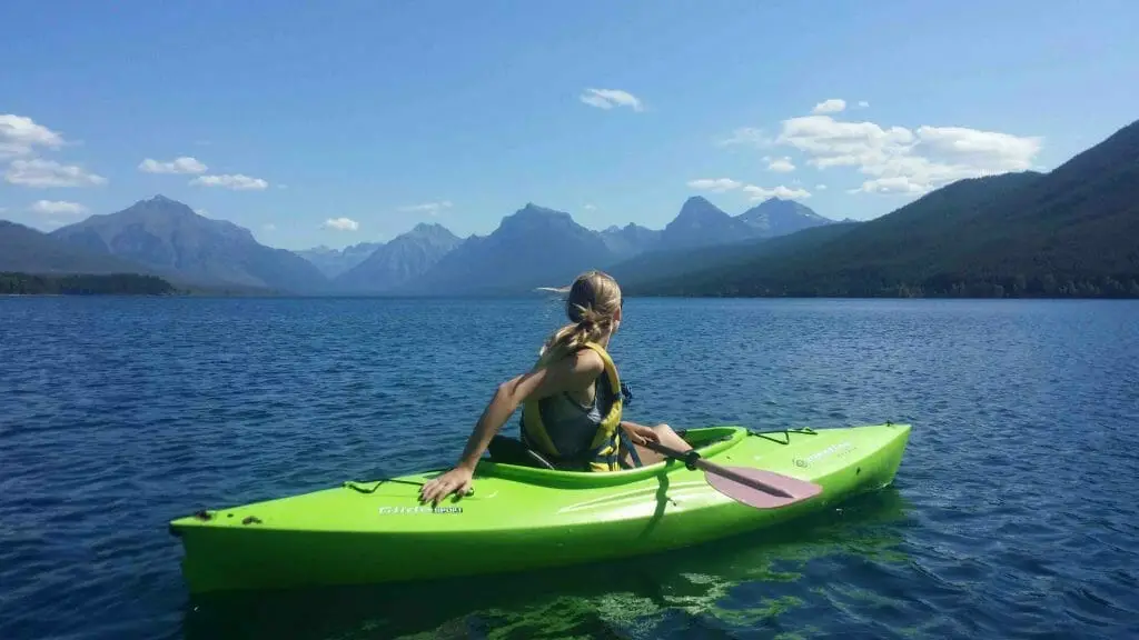 woman kayaking 1